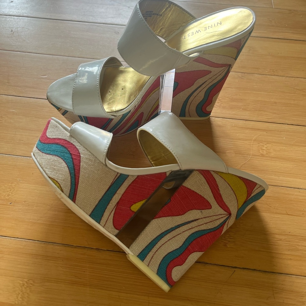 Nine West Retro White Wedges size 7.5 Beautiful - Picture 7 of 8
